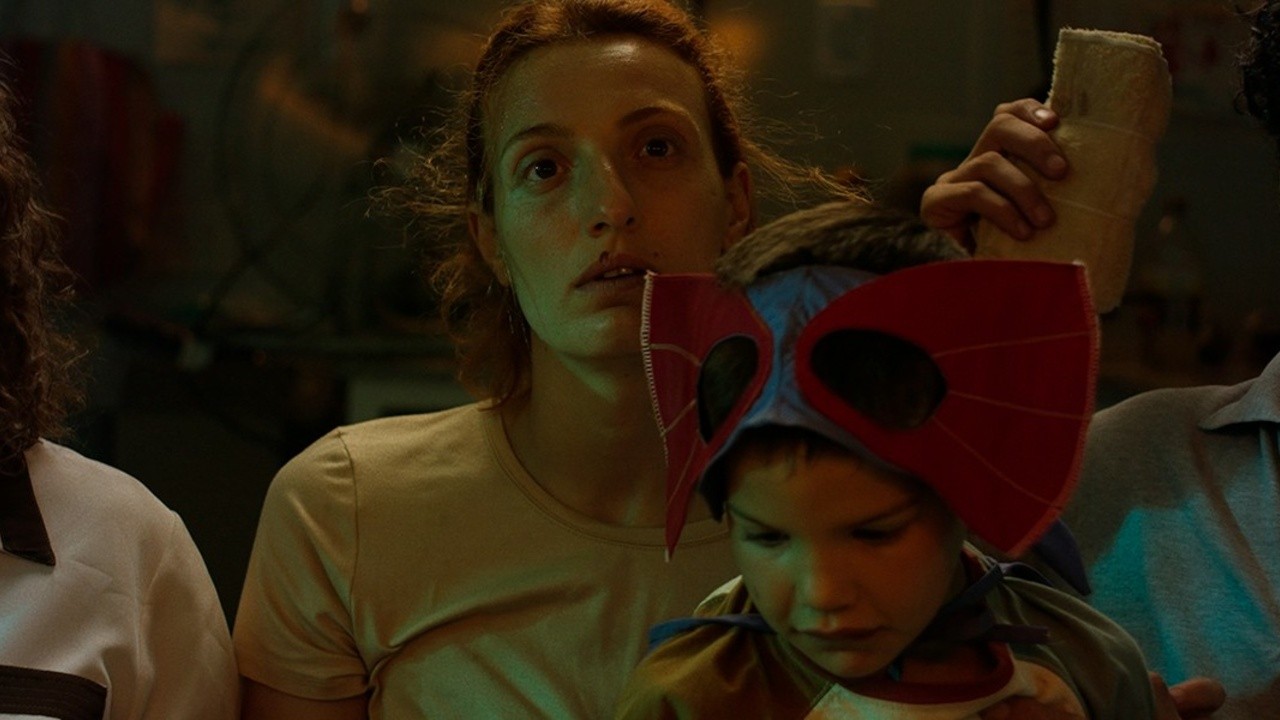 Mamá: membrillo, dolor y sangre