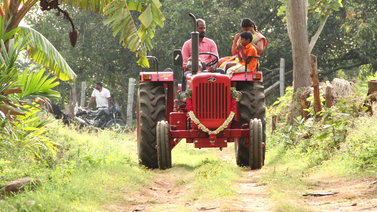 Tractor