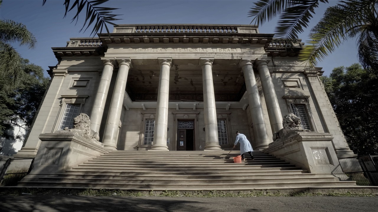 Image du film How to Build A Library