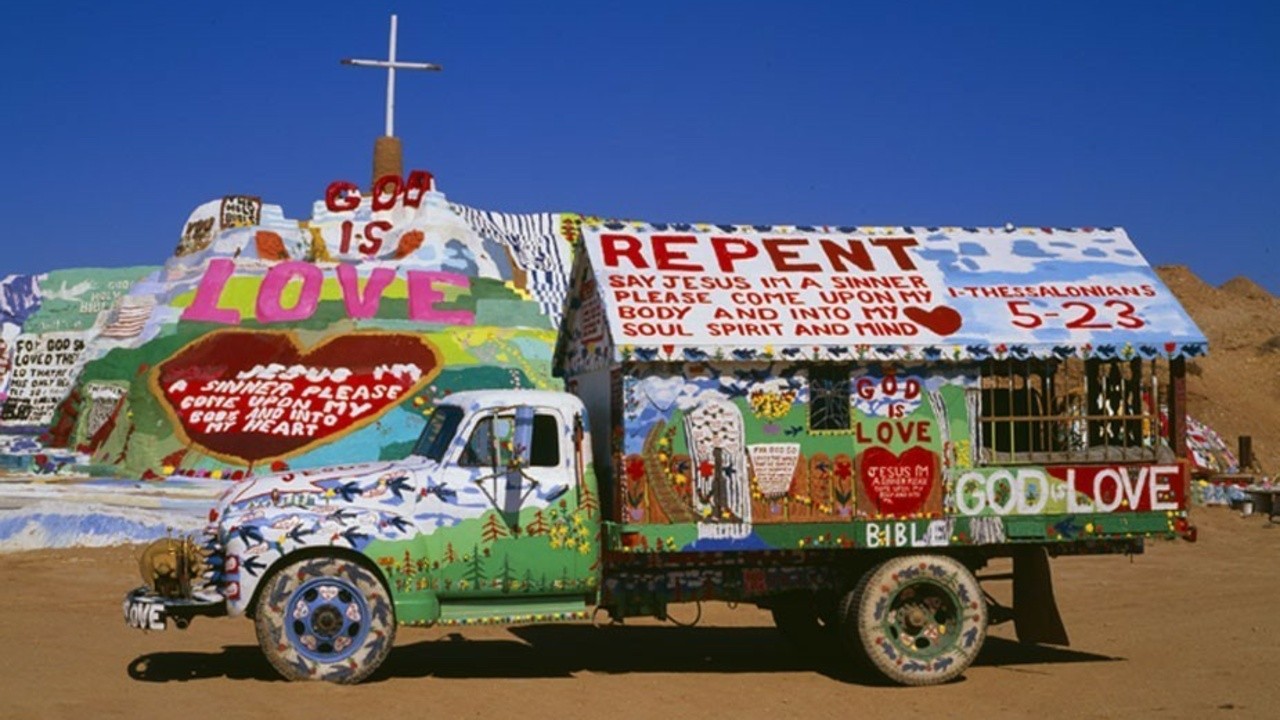 Salvation Mountain - Leonard Knight