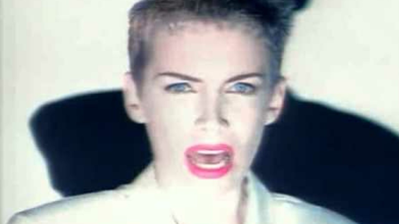 Annie Lennox: Ev'ry Time We Say Goodbye [MV]