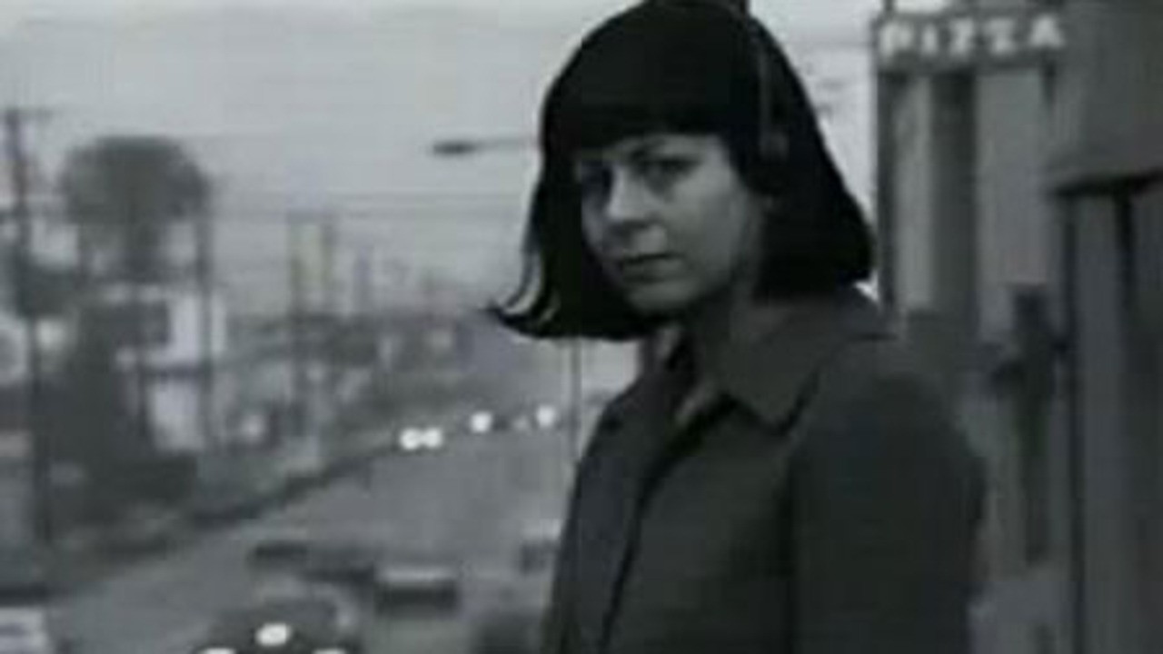 Sleater-Kinney: Get Up [MV]