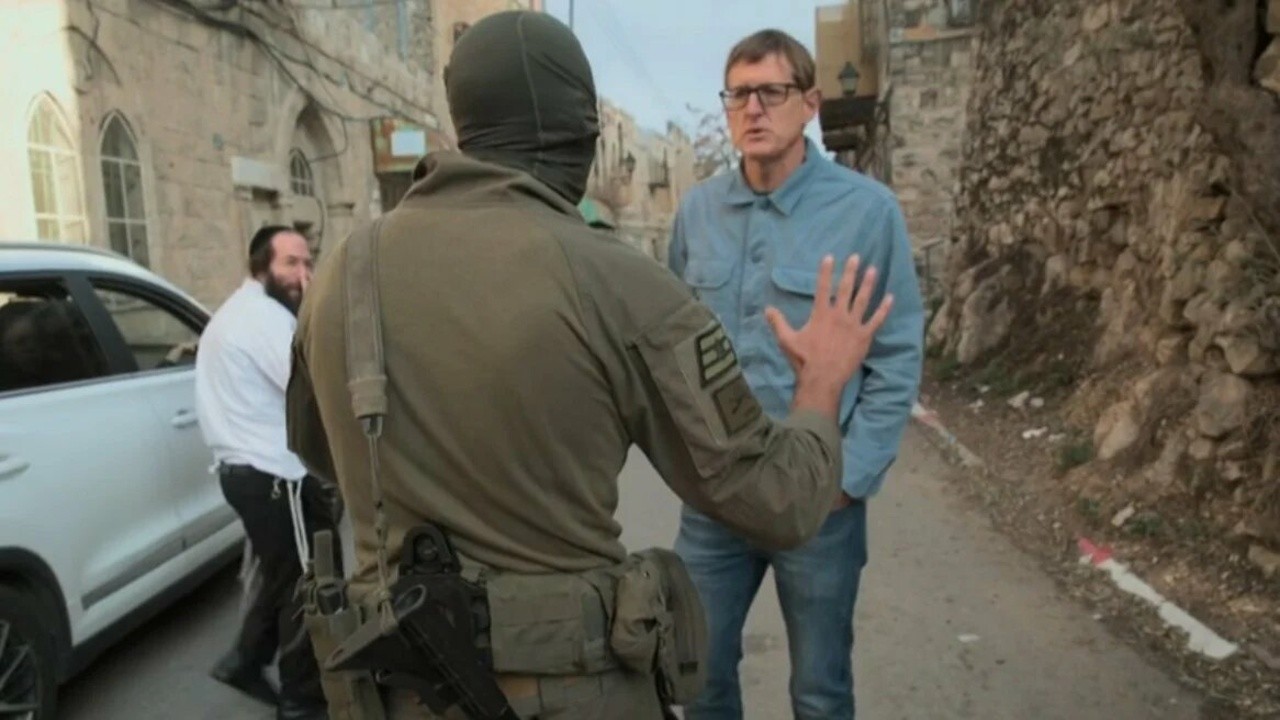 Louis Theroux: The Settlers