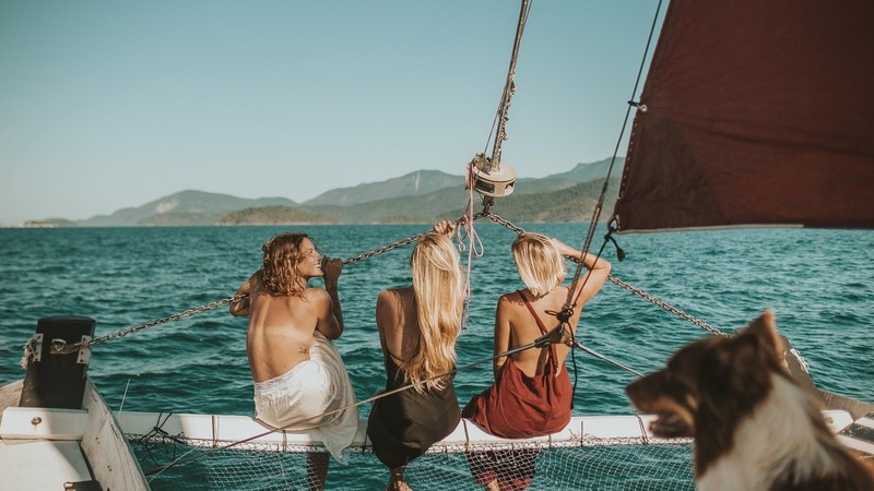 Women & The Wind