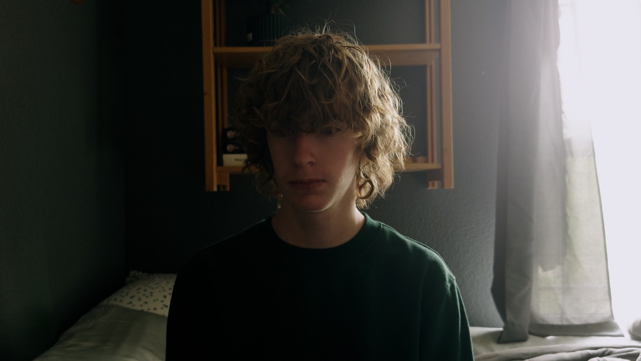 The Art of Unbecoming