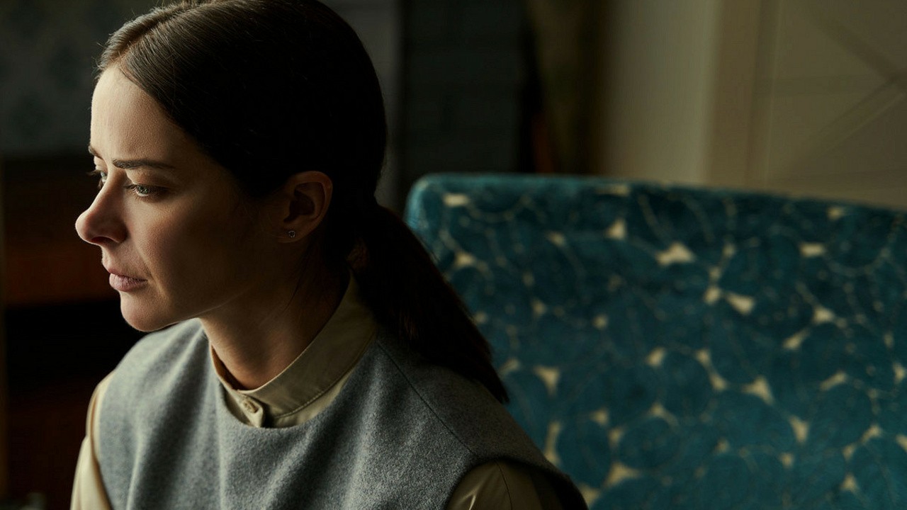 Marina Aleksandrova bu videoda xoroz soradi.