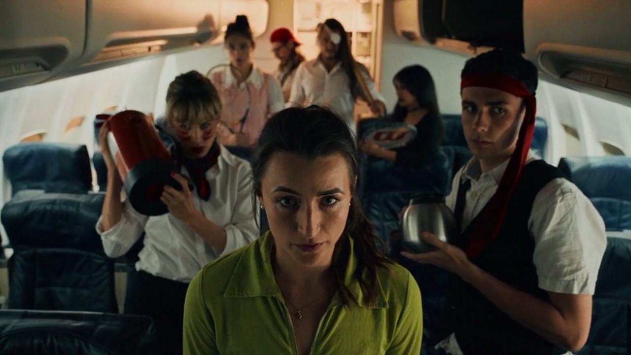 Spiders on a Plane