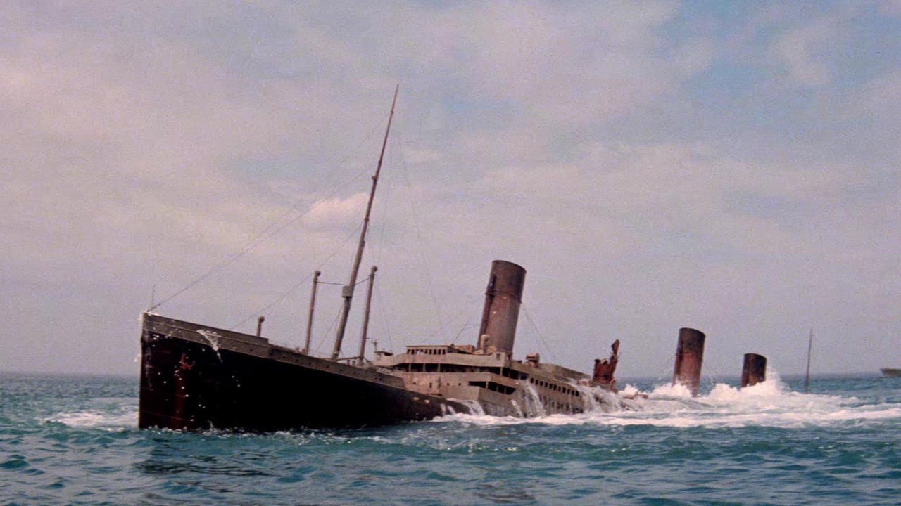 Hebt die Titanic