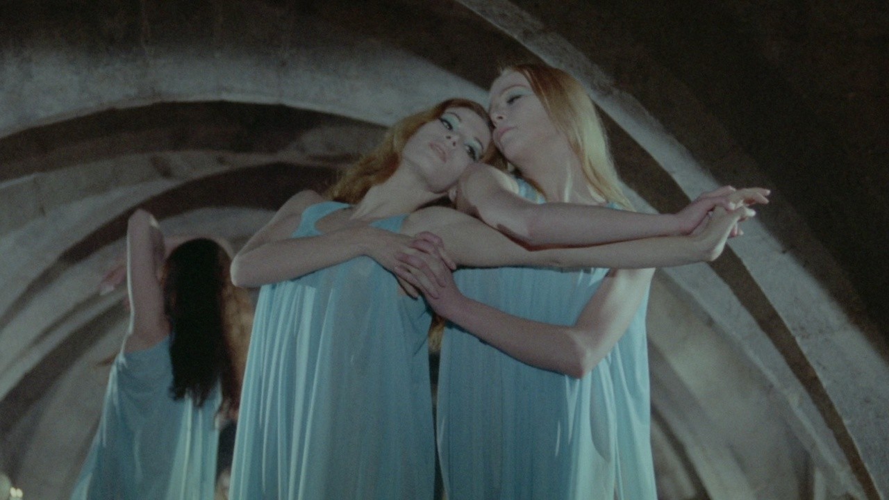 Girl Slaves of Morgana Le Fay