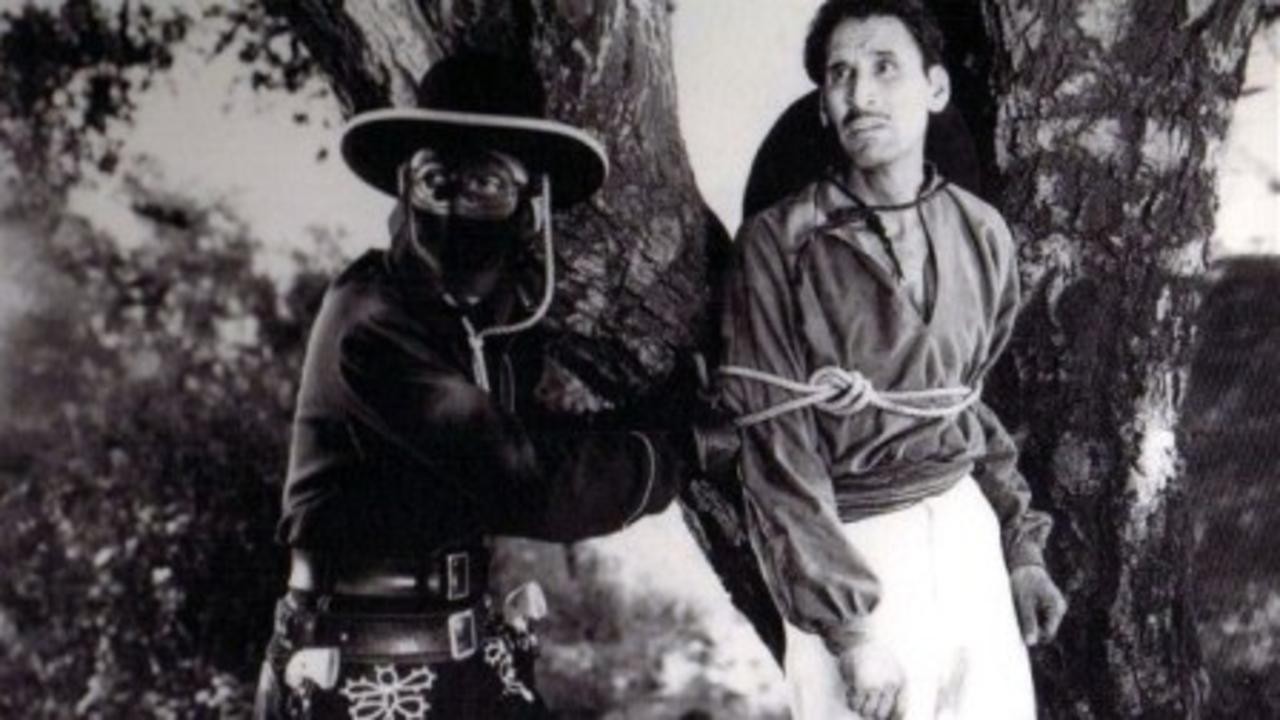 Zorro Rides Again