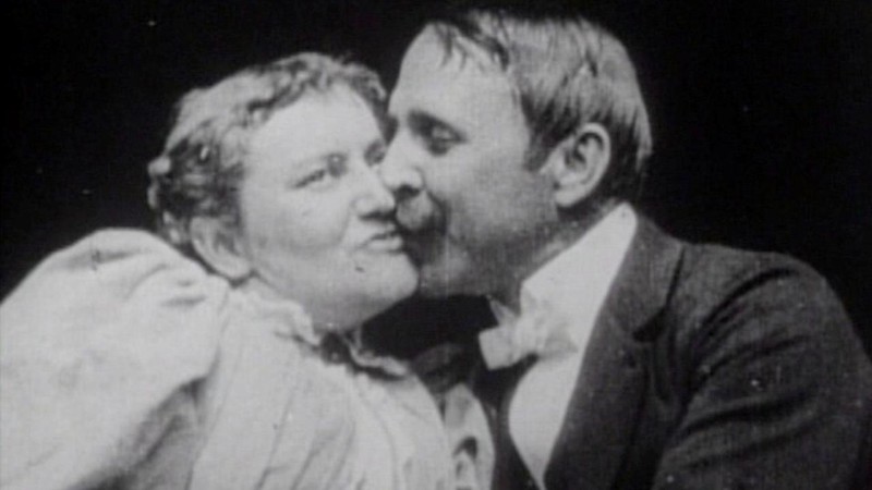 Der Kuss (1896)
