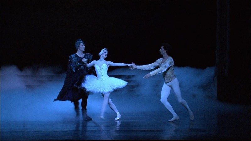 Tchaikovsky: Swan Lake (Paris Opera Ballet)