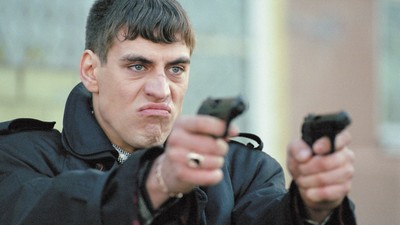 Xonandaning porno surati Qul Izaura filmidagi aktrisa porno filmda rol oynadi.