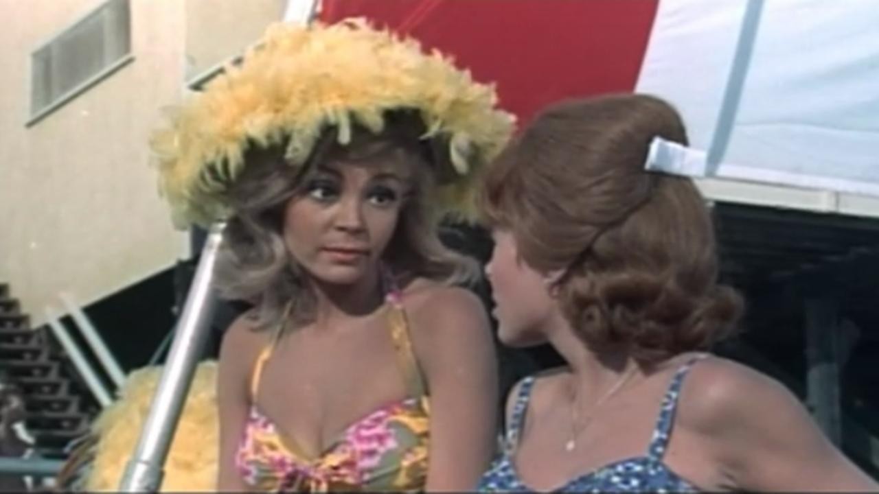 It's a Bikini World ビンテージポスター It's a Bikini World | Rotten Tomatoes