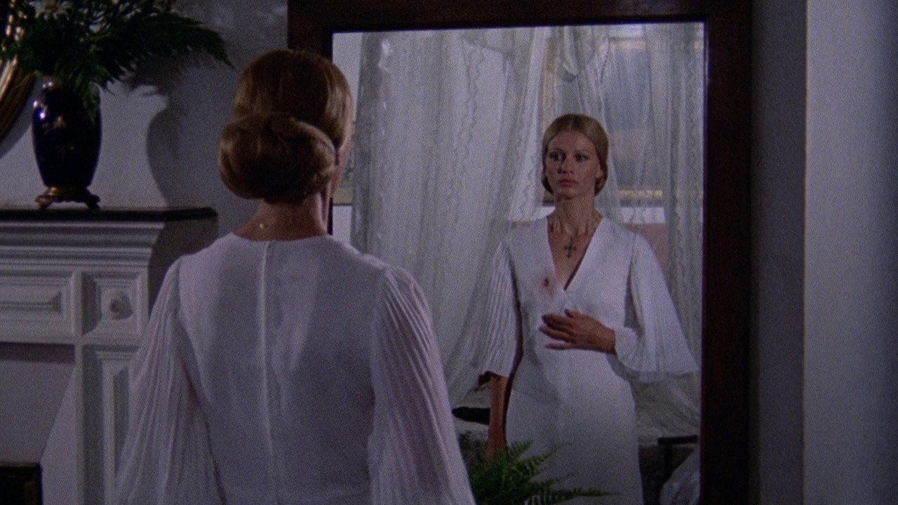 A White Dress for Marialé