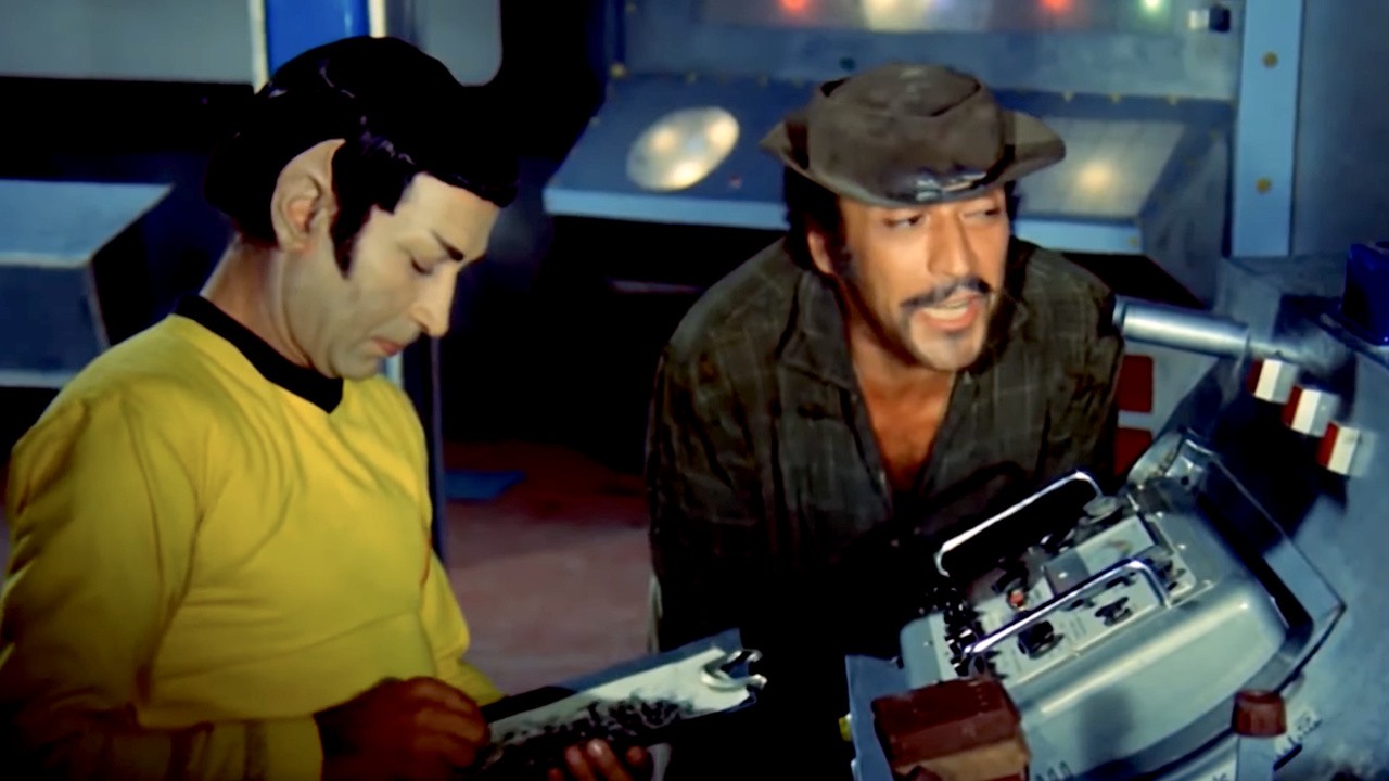 Ömer the Tourist in Star Trek