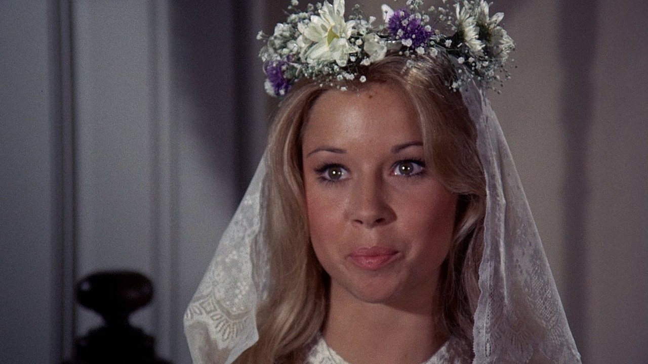 Gidget Gets Married
