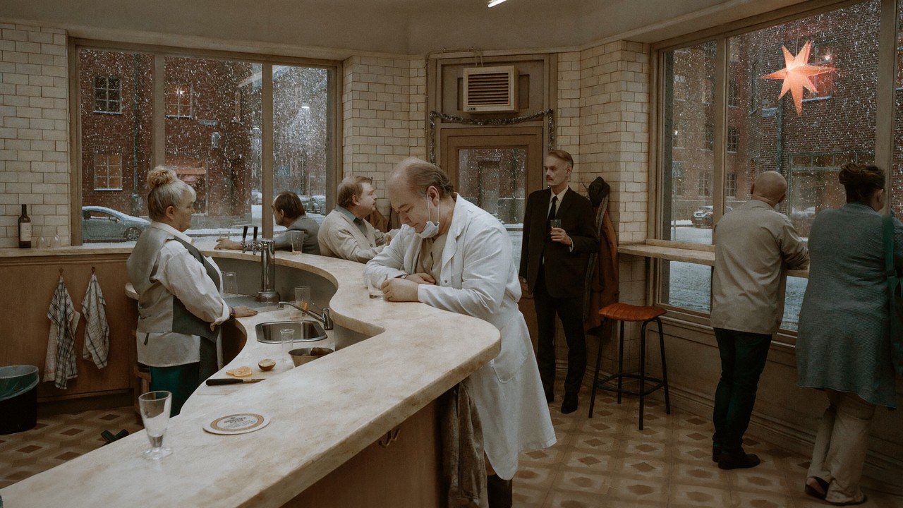 ROY ANDERSSON: THE TRAGICOMEDY OF LIVING
