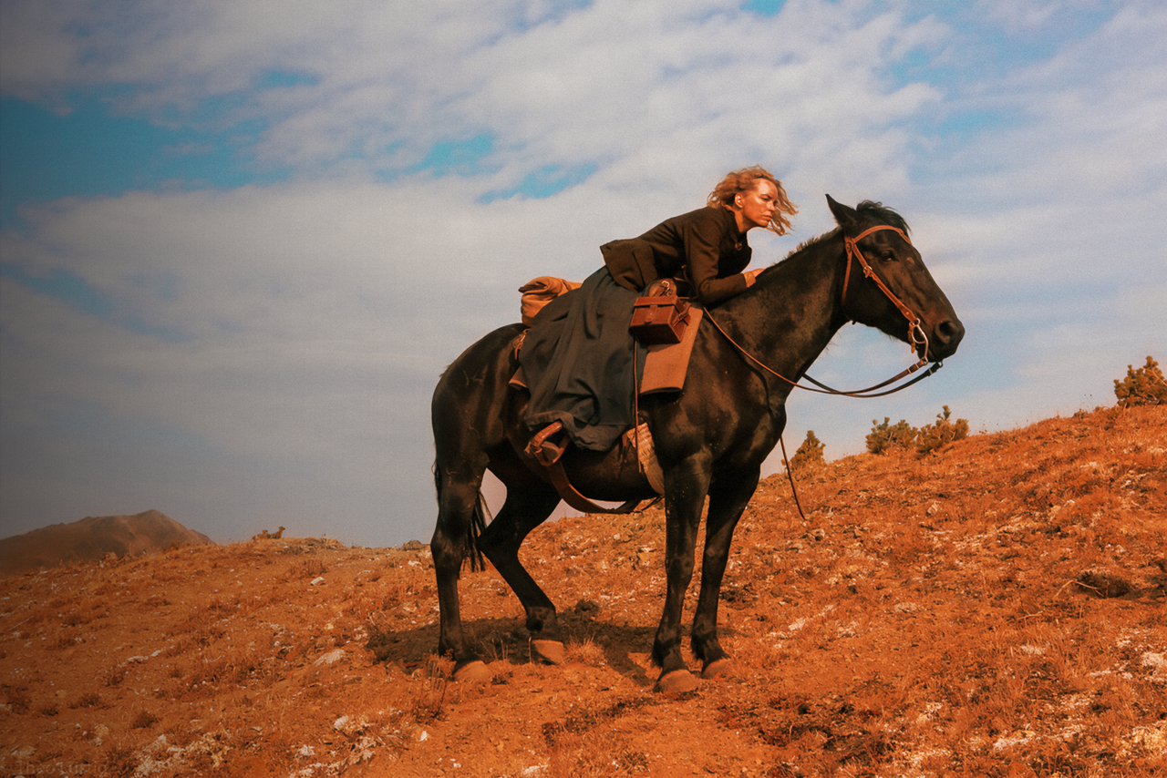 NEUE HORIZONTE: NEO-WESTERN