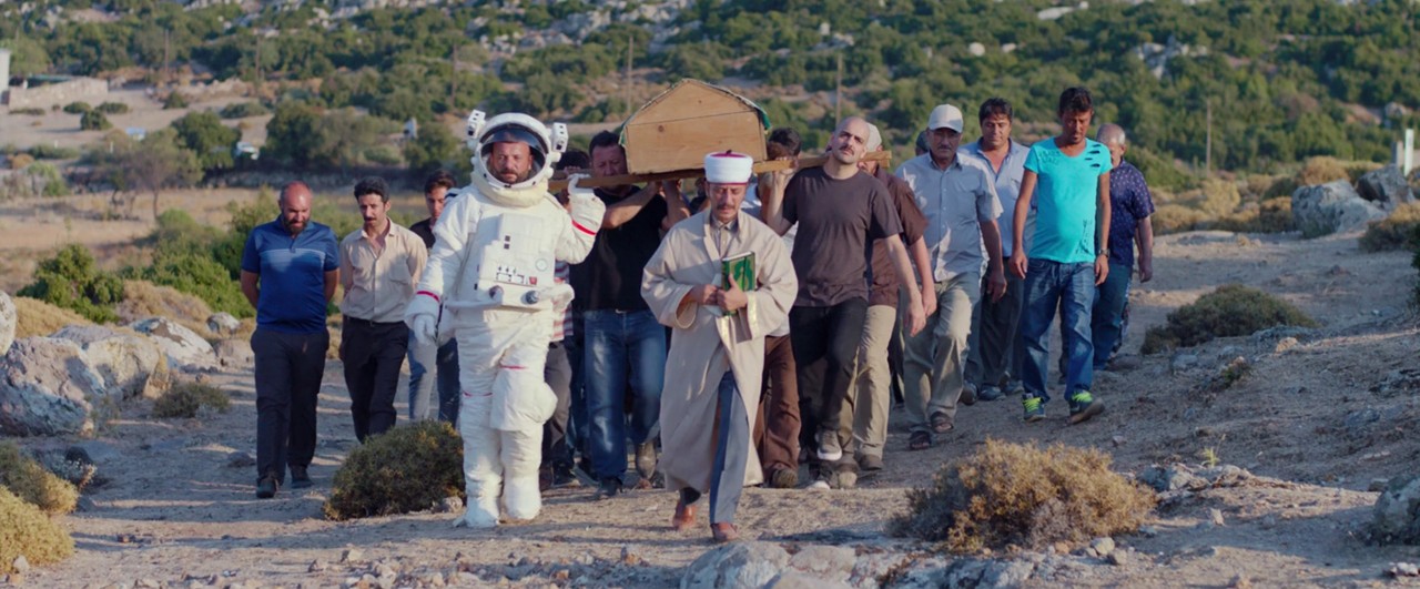 TOLGA KARAÇELIK: NEW HORIZONS