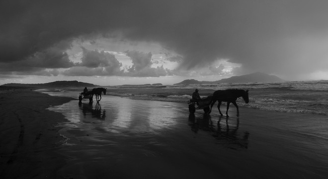 Pompei: Below the Clouds