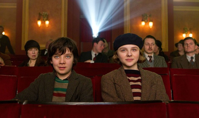 Asa Butterfield and Chloe Grace Moretz in a cinema in Hugo (2011)